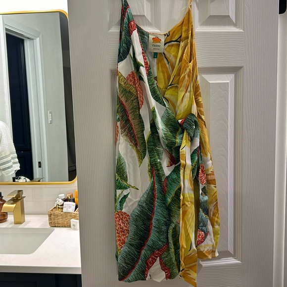 From rio Pool cover up - Picture 1 of 2